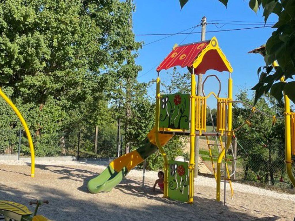 Camping Au P'tit Bonheur Peyrillac et Millac