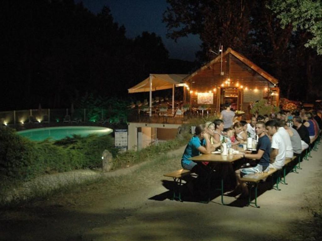 Camping La Truffire Saint Cirq Lapopie